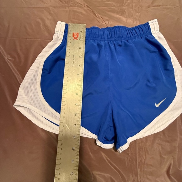 Women's Nike Dri Fit Tempo Running Short Royal Blue/White Size XS 3” Inseam - Picture 9 of 9